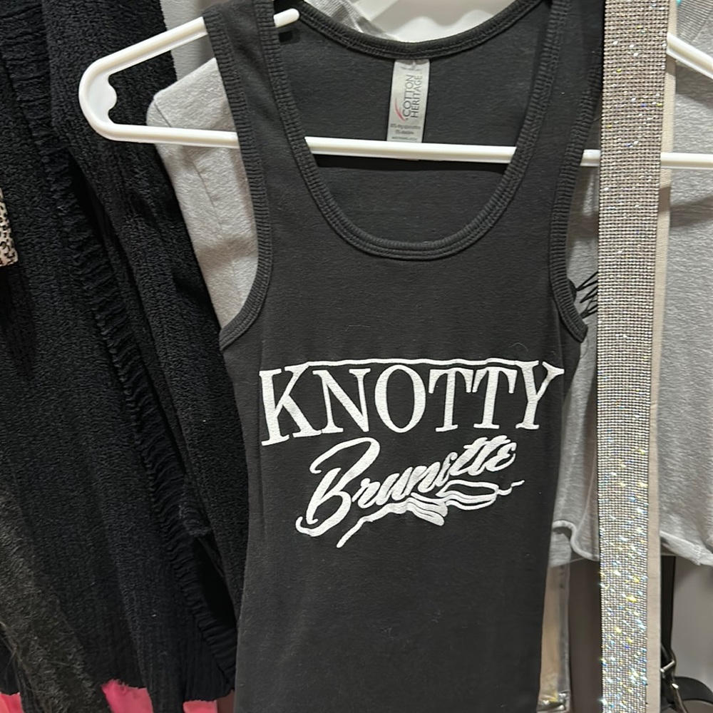 Twin peaks tank